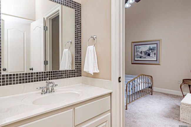 12306 Legacy Hills Dr, House other with 4 bedrooms, 4 bathrooms and 2 parking in Geismar LA | Image 9