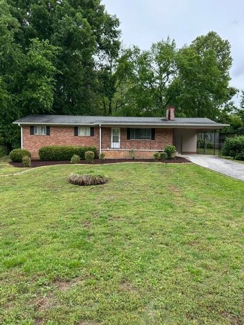 2300 Oakland Drive Nw, Cleveland, TN, 37311 | Card Image