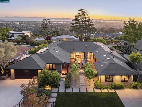 260 Pershing Dr, Oakland, CA, 94611-3235 | Card Image