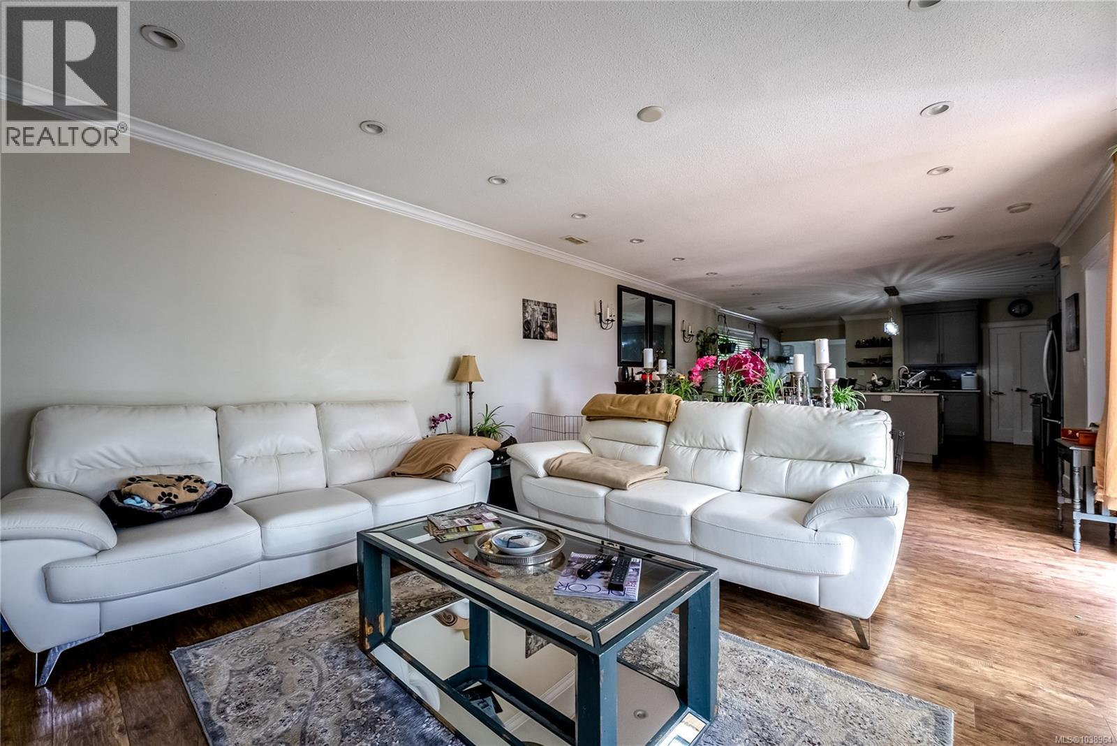 Residential in Saanich 4