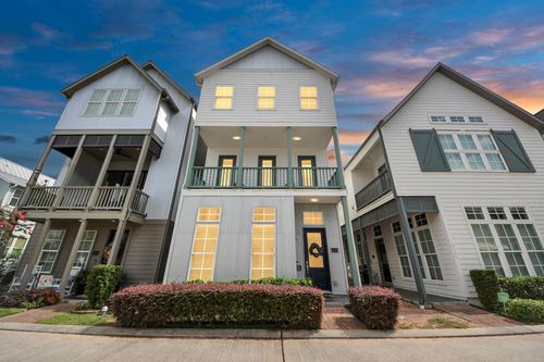 8643 Green Kolbe Ln, Houston, TX, 77080-2203 | Card Image