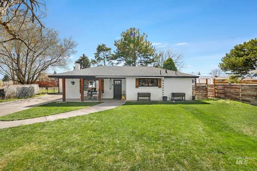 1420 Spruce Ave, Twin Falls, ID, 83301-4137 | Card Image