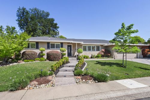 6861 13th St, Sacramento, CA, 95831-2804 | Card Image