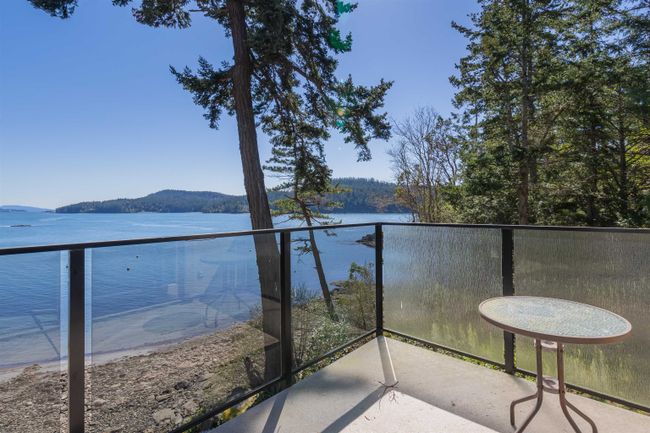 630 Dinner Bay Road, House other with 12 bedrooms, 8 bathrooms and 12 parking in Mayne Island BC | Image 14