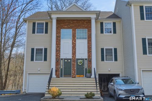 3-570 Danbury Rd, Ridgefield, CT, 06877-2730 | Card Image