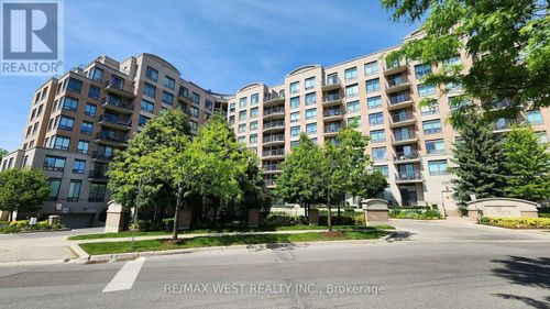403-16 Dallimore Cir, North York, ON, M3C4C4 | Card Image
