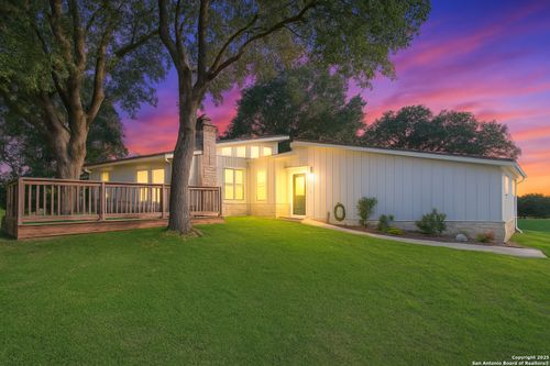 222 Valley Oak Dr, Bandera, TX, 78003-4274 | Card Image