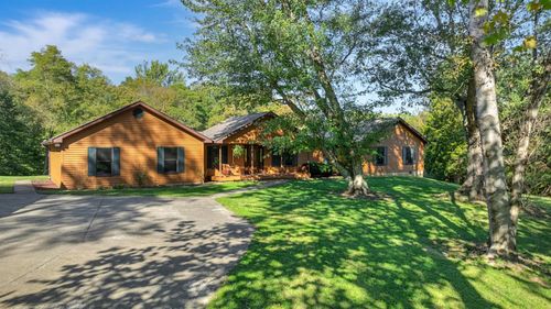 5732 Pleasant Ridge Rd, Rising Sun, IN, 47040-9617 | Card Image