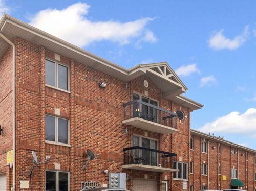 3d-10710 Central Ave, Chicago Ridge, IL, 60415-3015 | Card Image
