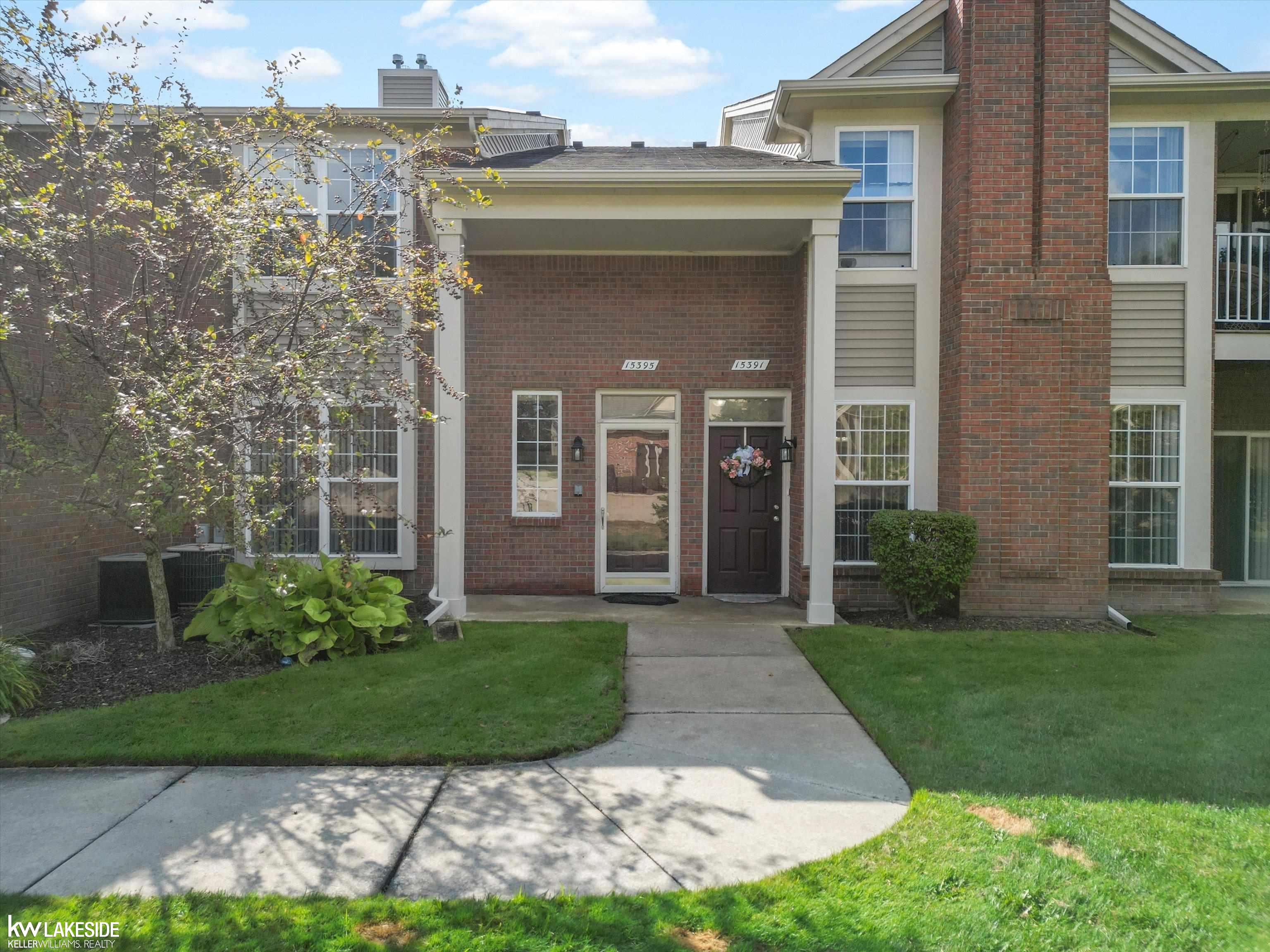 Cornell Dr, Clinton Township, MI 48038