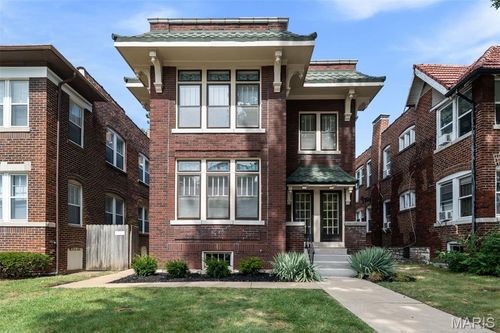 6427 Clayton Road, St Louis, MO, 63117 | Card Image
