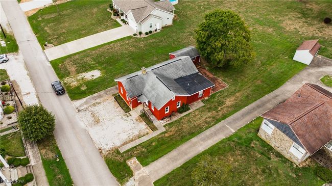 216 W North St, House other with 3 bedrooms, 2 bathrooms and null parking in Harrisville WV | Image 27