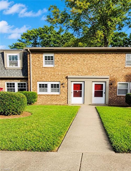 j-1929 Vantage Point Pl, Greensboro, NC, 27407-4400 | Card Image
