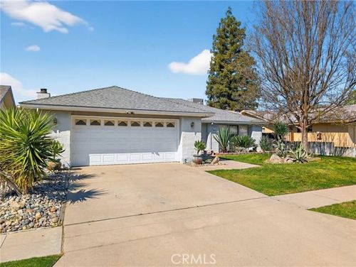 8219 N San Pablo Ave, Fresno, CA, 93711-6026 | Card Image