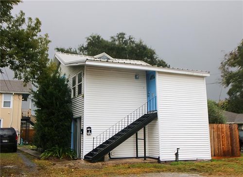 b-237 Saint George Ave, Jefferson, LA, 70121-3218 | Card Image