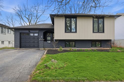 696 Francis Rd, Burlington, ON, L7T3X7 | Card Image