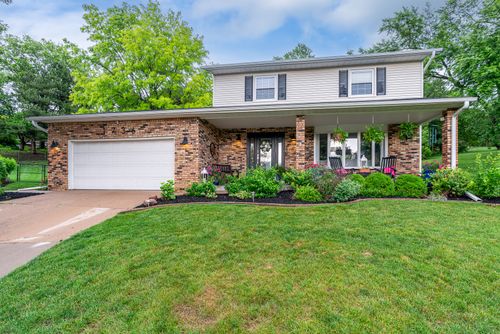 1736 E 42nd Ct, Davenport, IA, 52807-1302 | Card Image