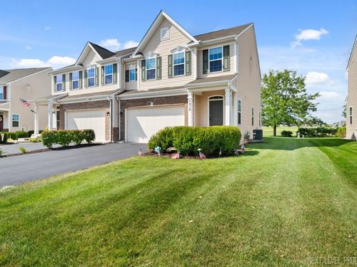1012 Sears Cir, Elburn, IL, 60119-7860 | Card Image