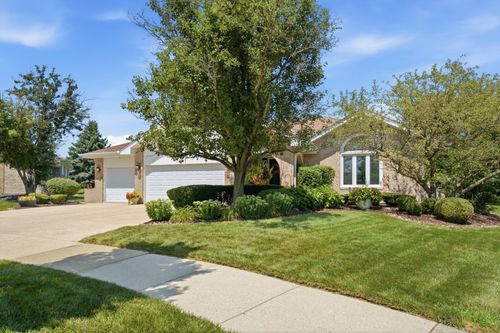 17646 Crestview Ct, Orland Park, IL, 60467-7531 | Card Image