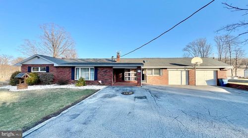 8452 Black Valley Rd, Everett, PA, 15537-8504 | Card Image