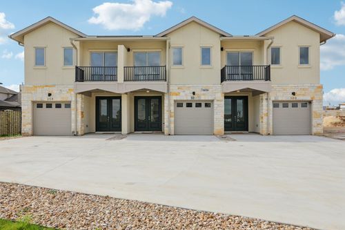 302 Tesla Circle Circle, Austin, TX, 78681 | Card Image