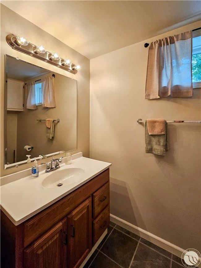 201 W 8 Th Ave, House other with 4 bedrooms, 2 bathrooms and null parking in Big Timber MT | Image 35