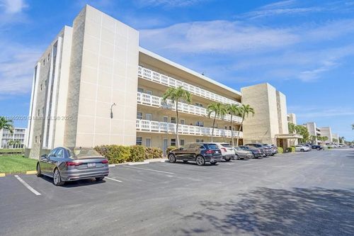 apt-302-205 Se 11th Ter, Dania Beach, FL, 33004-4431 | Card Image