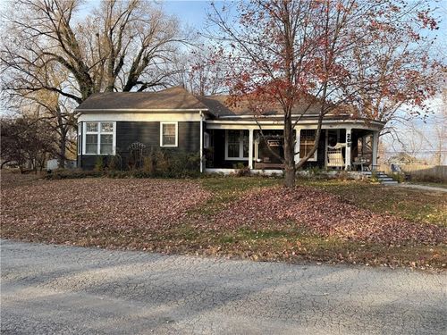 205 W Lee St, Rosendale, MO, 64483-9102 | Card Image