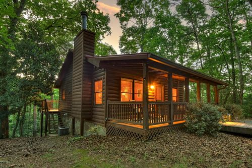 932 Granny Branch Dr, Blue Ridge, GA, 30513-6815 | Card Image