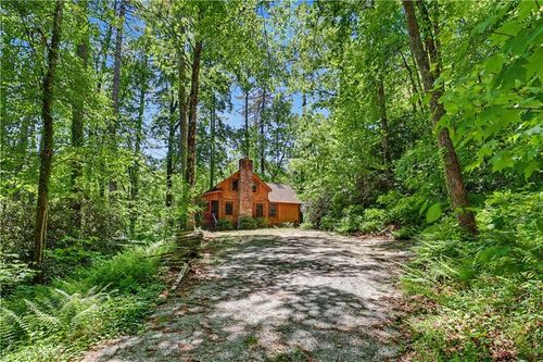 102 Moses Rd, Rabun Gap, GA, 30568-3230 | Card Image