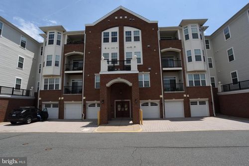 apt-206-10275 Fountain Cir, MANASSAS, VA, 20110-2821 | Card Image