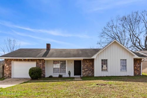 1522 Hawthorne Pl, Clinton, MS, 39056-3911 | Card Image