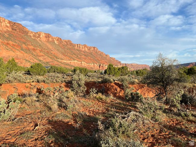 Property view towards Porcupine Rim | Image 5