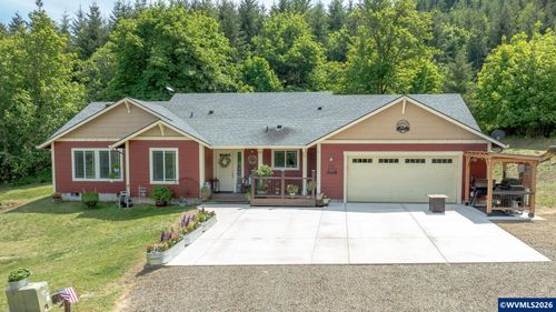 6660 Alvord Alley Rd, Grand Ronde, OR, 97347-9435 | Card Image