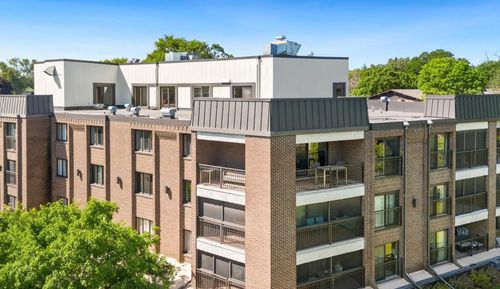 apt-206-3412 Oak Ridge Rd, Minnetonka, MN, 55305-4564 | Card Image