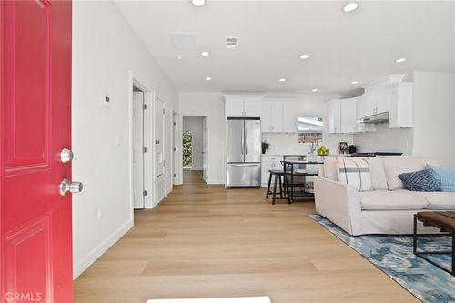 6635 Vanguard Ave, Garden Grove, CA, 92845-1441 | Card Image