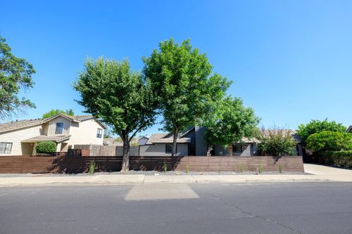 2325 Manor Oak Drive, Modesto, CA, 95355 | Card Image