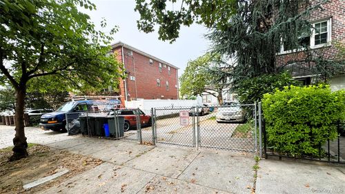 21 72nd St, East Elmhurst, NY, 11370-1008 | Card Image