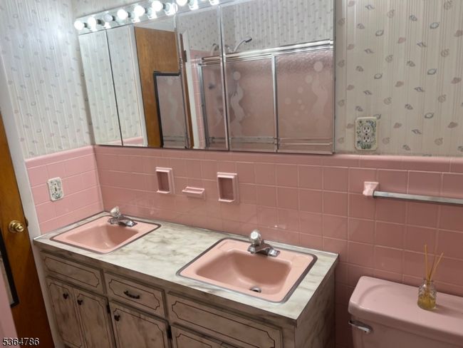 797 Chestnut St, House other with 5 bedrooms, 3 bathrooms and null parking in Union NJ | Image 14