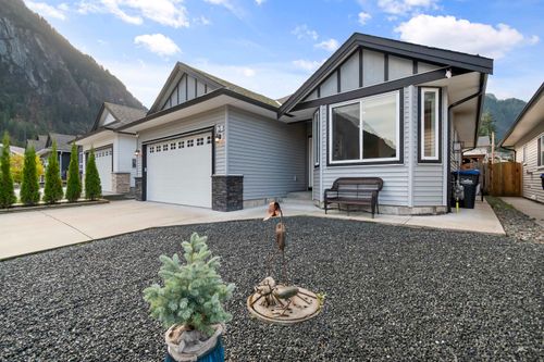 3-20118 Beacon Rd, Hope, BC, V0X1L2 | Card Image