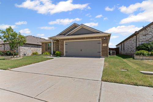 508 Bronze Forest Dr, Fort Worth, TX, 76131-3031 | Card Image