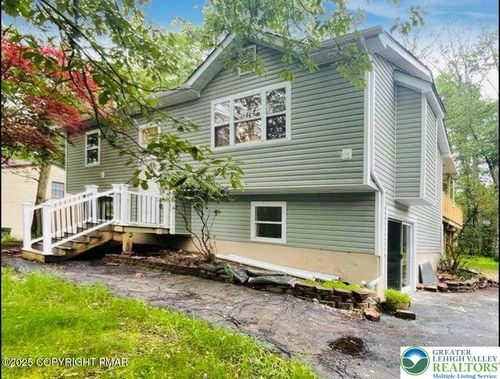 114 Brewster Way, East Stroudsburg, PA, 18301-8993 | Card Image