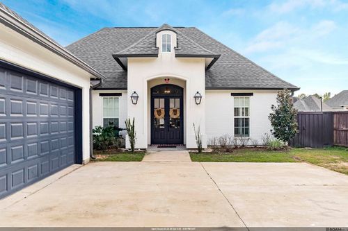 37359 Cypress Hollow Ave, Prairieville, LA, 70769-4425 | Card Image