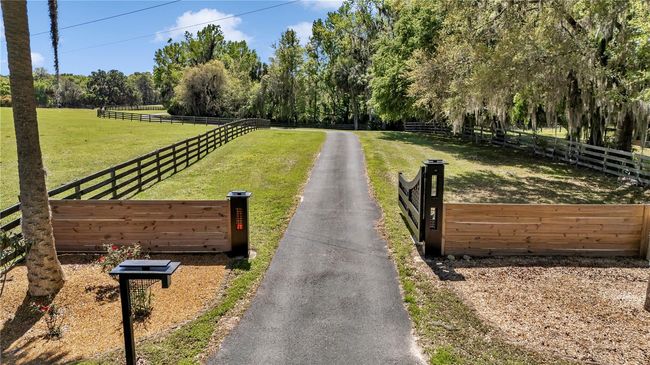 7000 Nw Highway 320, House other with 6 bedrooms, 6 bathrooms and null parking in Micanopy FL | Image 7