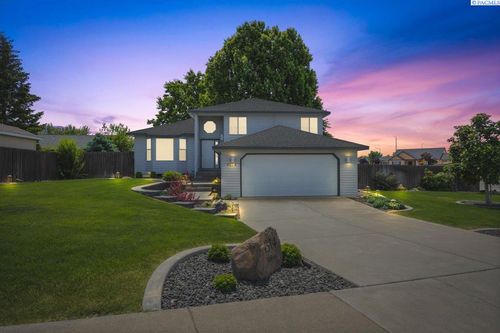 4314 Riverhill Dr, Pasco, WA, 99301-9461 | Card Image