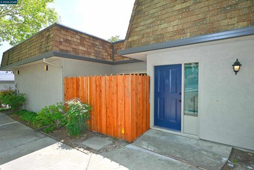 1769 Holland Cir, Walnut Creek, CA, 94597-2238 | Card Image