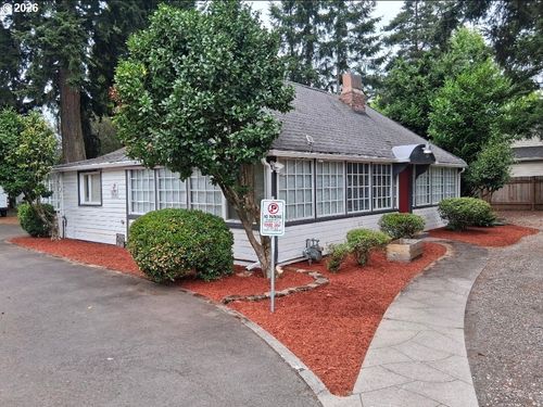 333 Se 165th Ave, Portland, OR, 97233-3816 | Card Image