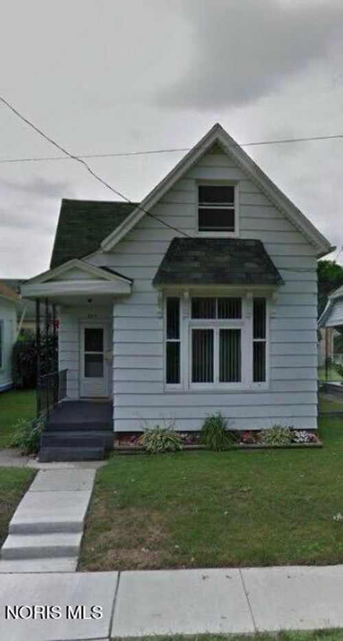 905 Walbridge Ave, Toledo, OH, 43609-2755 | Card Image