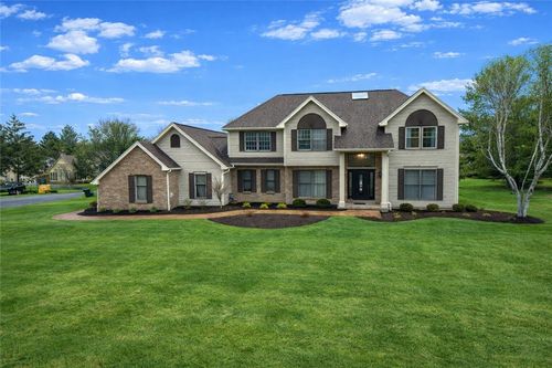 3 Fairway Xing, Pittsford, NY, 14534-1079 | Card Image