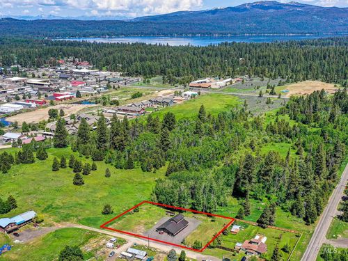 304 Samson Ct, McCall, ID, 83638-5189 | Card Image